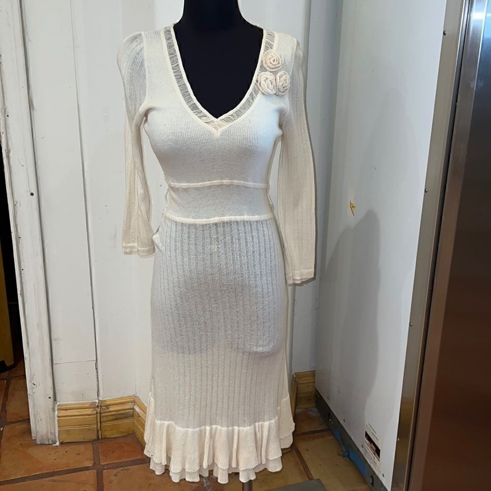 Viola Cream long sleeve dress with flowers size M womens